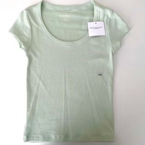 American Eagle “Hey Baby Scoop Ribbed T-Shirt” in Pistachio XXSmall